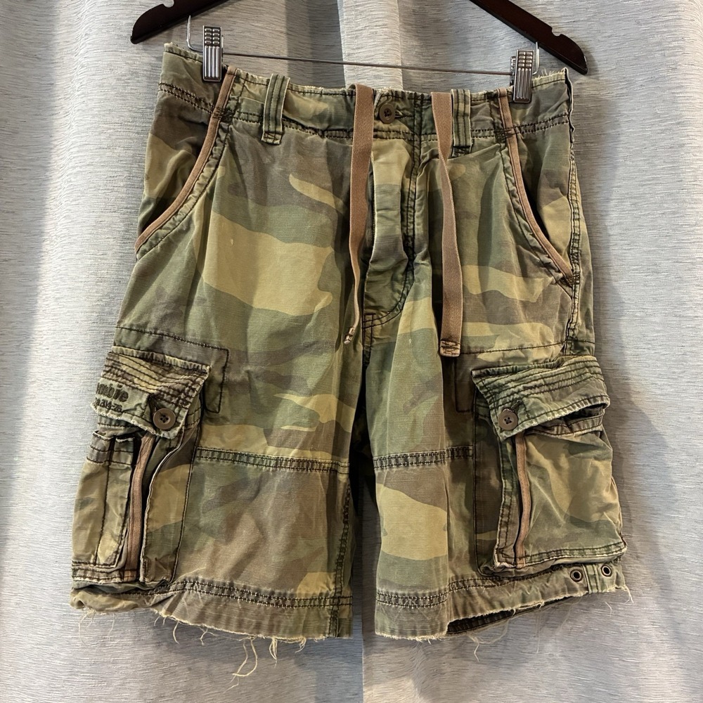 Vintage Y2K Abercrombie & Fitch Camo Cargo Shorts Green Baggy Size XL
